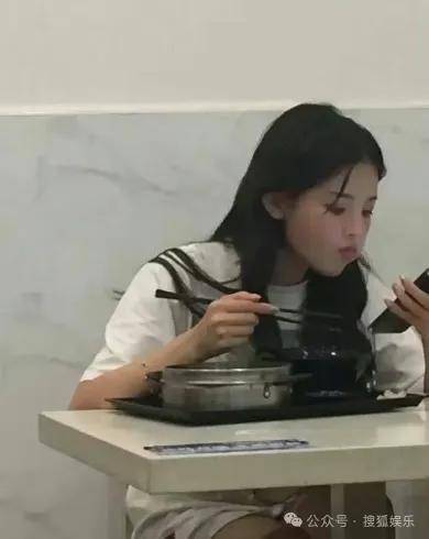 又要见证素人明星的诞生？都说她不进娱乐圈可惜了......