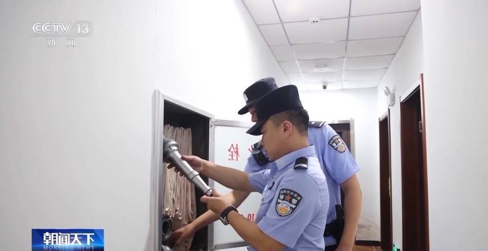 “全国通考”“一证通办”等交管新措施已让1亿群众受益