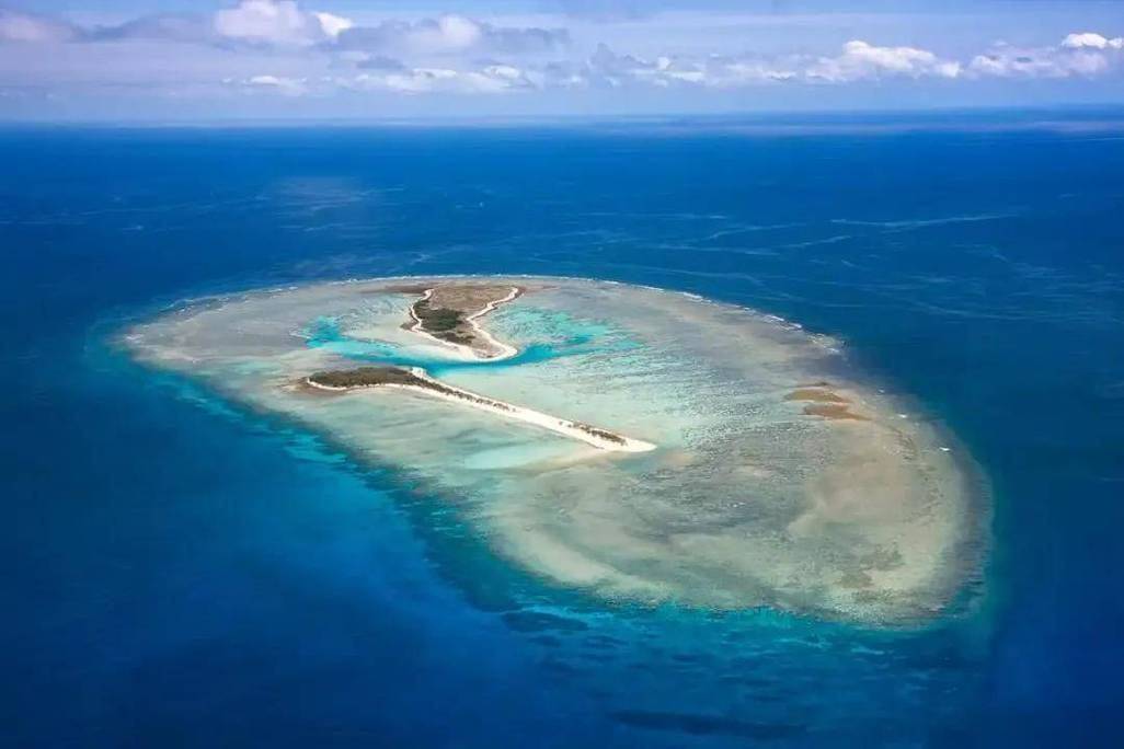 12小时后，马科斯等来北京的回复，中方回应的3个字，让他死心了