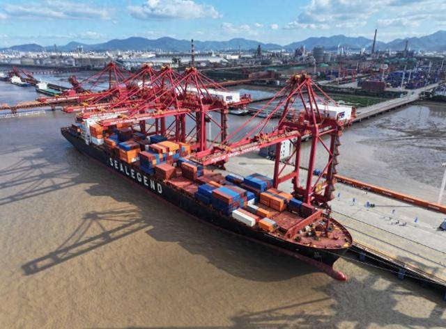 果然被说中：波兰叫停中欧班列，仅一天，中方就有了解决方法